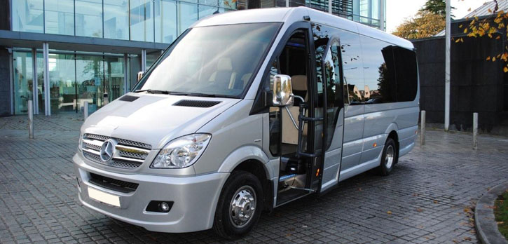 For up to sixteen people transport for all occasions